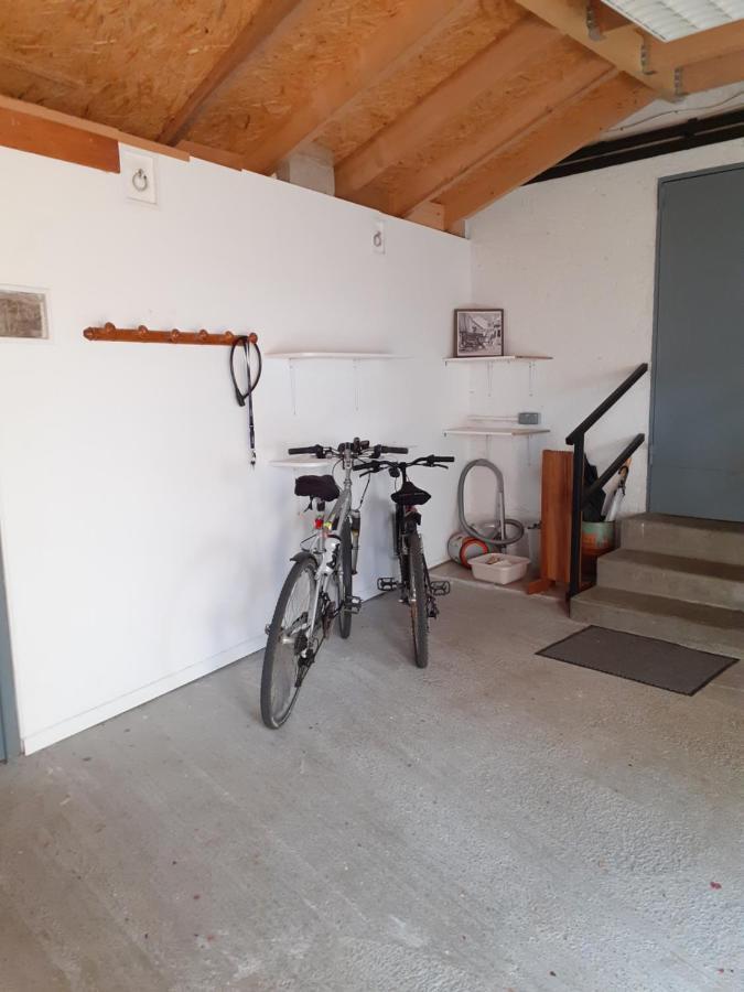 Les Copains D'Abord Villa Beaucroissant Exteriör bild